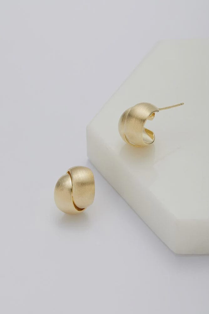 Jessie Earring Brushed Earrings Urban Tonik 